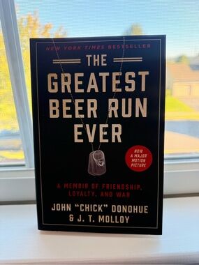The Greatest Beer Run Ever by John 'Chick' Donohue - Black Paperback